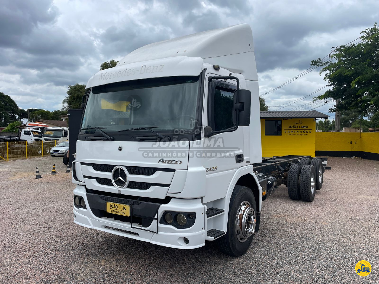 CAMINHAO MERCEDES-BENZ MB 2426 Chassis Truck 6x2 João Lima Caminhões SAO JOSE DOS PINHAIS PARANÁ PR
